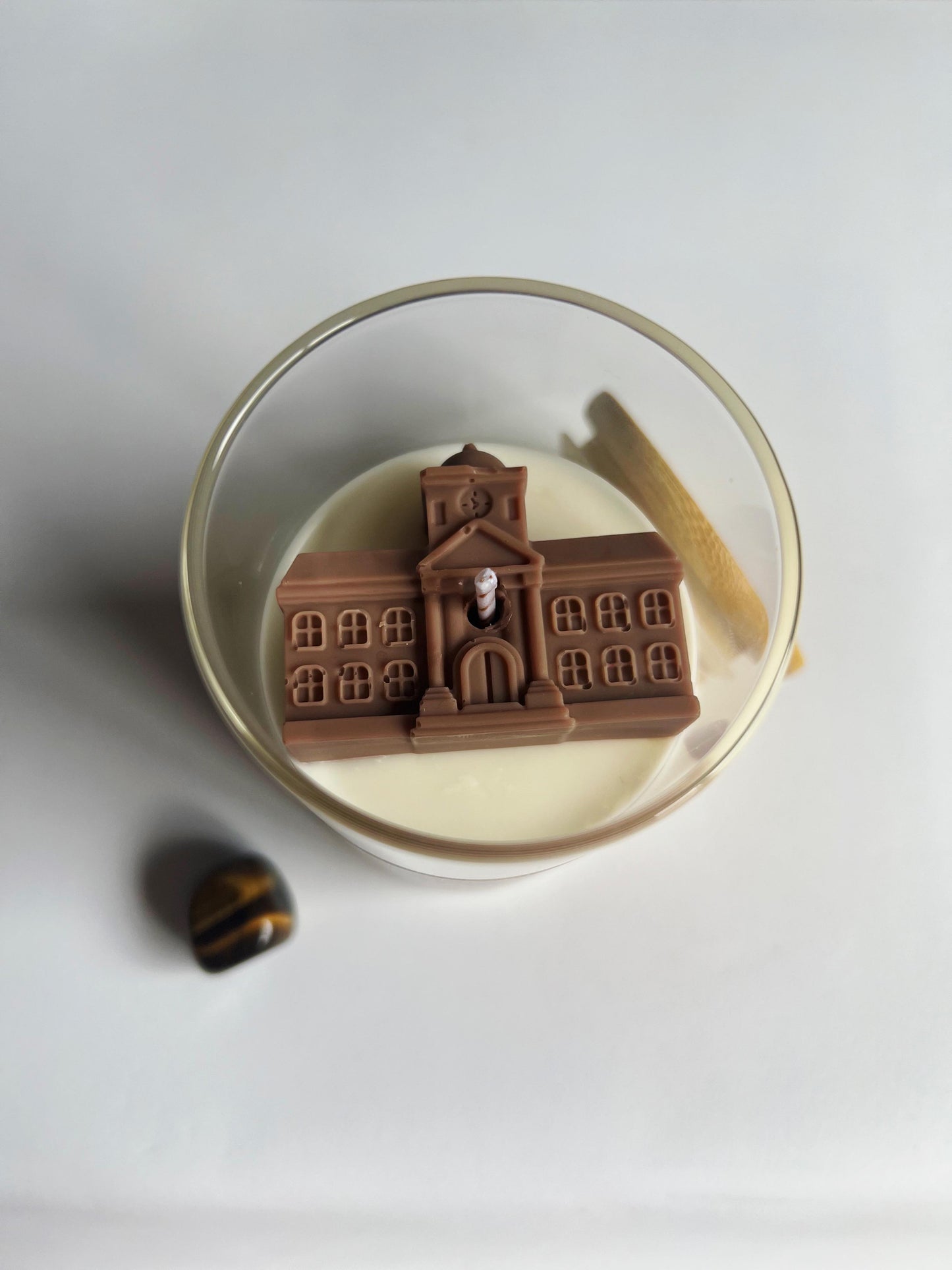 Vela aromática con tapa de bambú